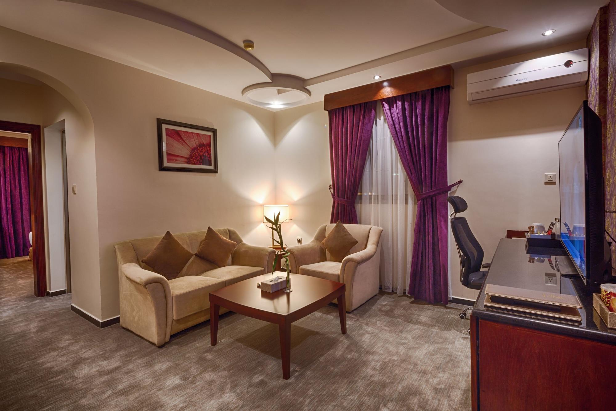 โรงแรมลาโวนา Jubail ภายนอก รูปภาพ