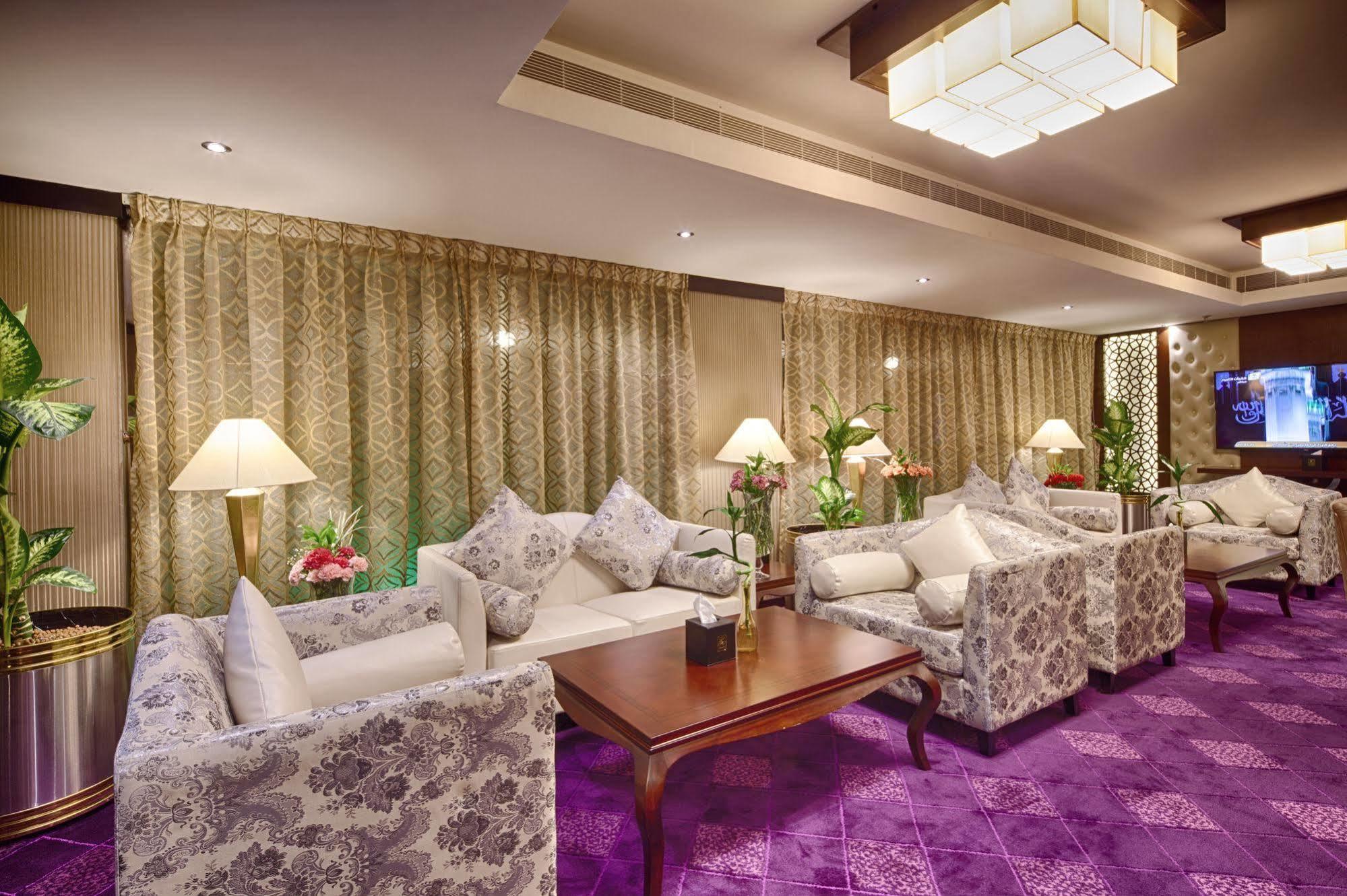 โรงแรมลาโวนา Jubail ภายนอก รูปภาพ
